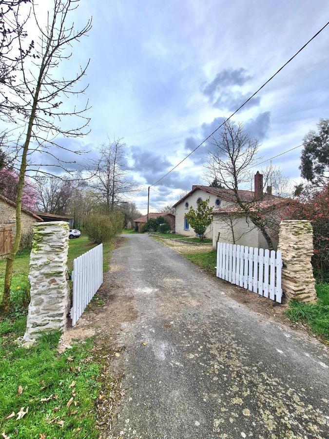 Le Terrier Maison De Campagne 250 M2 Grande Capacite 20 Couchages, 4500M2 De Terrain Villa Saint-Pierre-du-Chemin Exterior photo